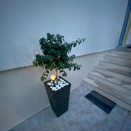 Lumar Holidays And Apartments Preko Exterior photo