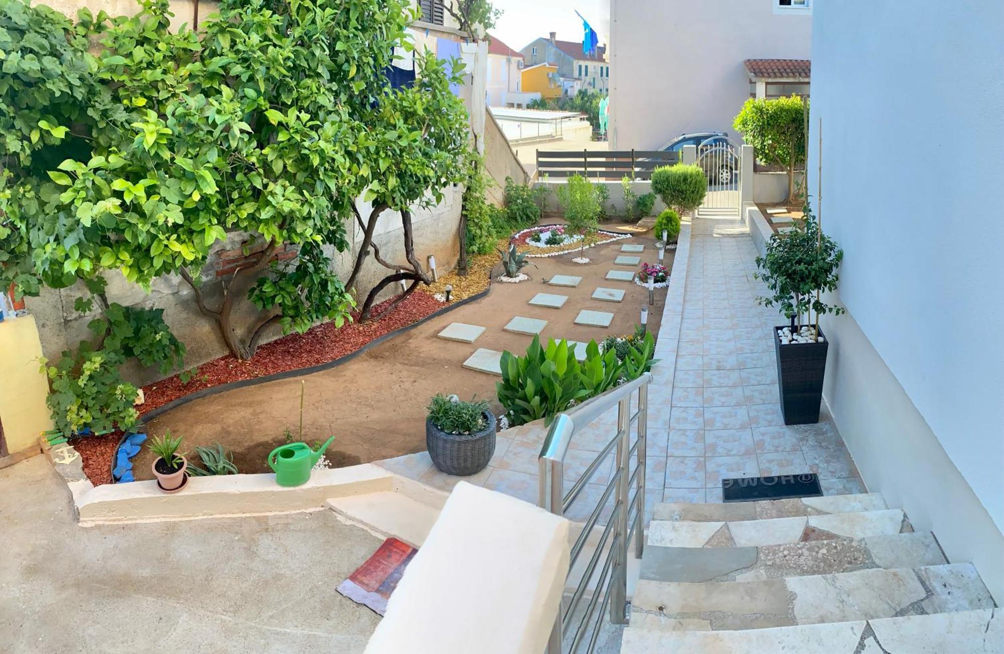 Lumar Holidays And Apartments Preko Exterior photo